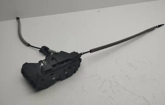 Seat Leon IV Rear door lock 45840180