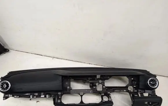 Mercedes-Benz E W213 Dashboard