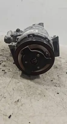 Volkswagen Golf VI Air conditioning (A/C) compressor (pump) 1K0820859F 007474107B4 R134A8681P