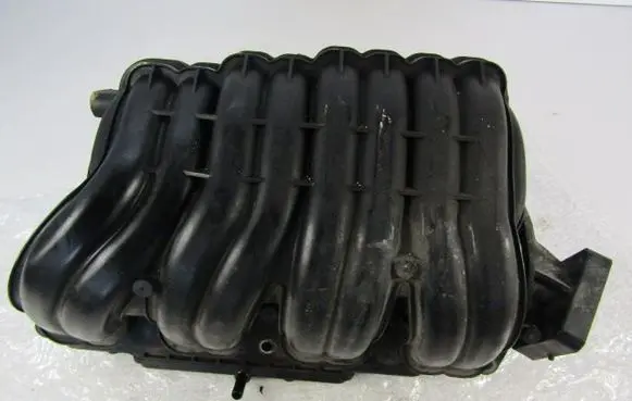 Toyota Avensis Verso Intake manifold 