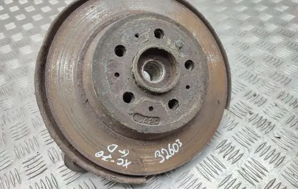 Volvo XC70 Rear wheel hub