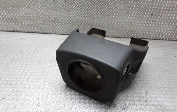 Land Rover Freelander Steering wheel column trim 