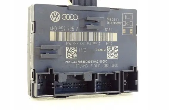 Audi A8 S8 D4 4H Door control unit/module