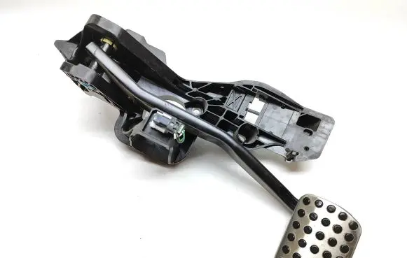 Mercedes-Benz A W177 Brake pedal A1772900800 50004AA20Q 50007M01