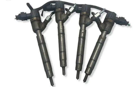 Hyundai ix20 Fuel injectors set 0445110320