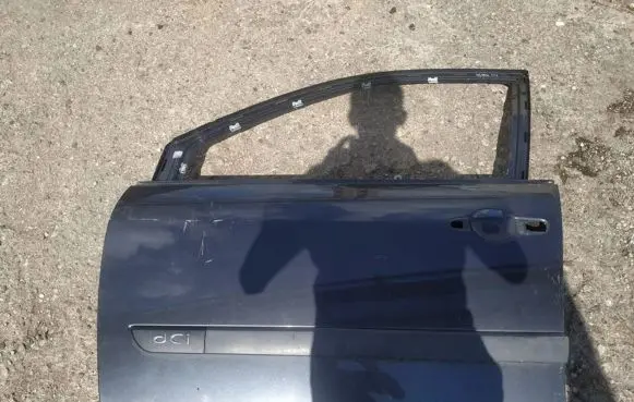Renault Scenic II - Grand scenic II Front door pilkos