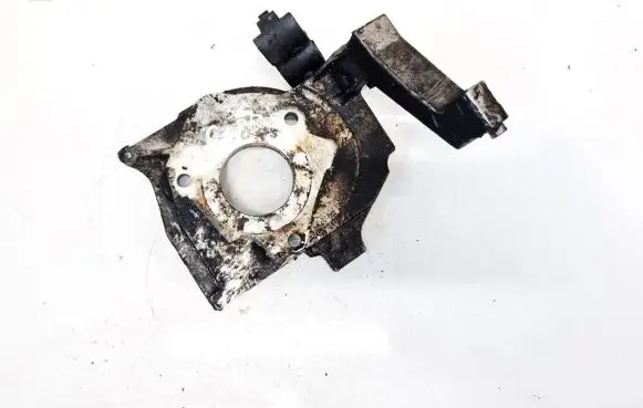 Citroen C4 I Engine mounting bracket 9654959880