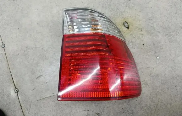 BMW 5 E39 Rear/tail lights 6902532