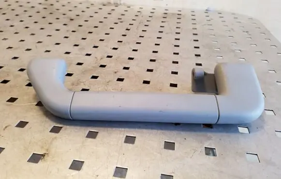 Volkswagen Touareg I Rear interior roof grab handle 7L0857607A 7L0857644A