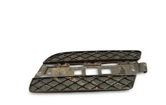 Mercedes-Benz GL X164 Front fog light trim/grill A1648847222