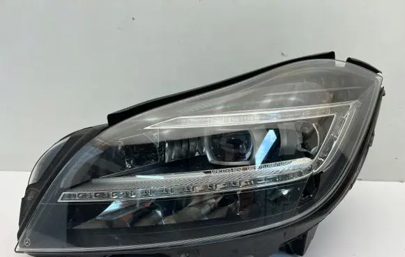 Mercedes-Benz CLS C218 X218 Headlight/headlamp A2188209361