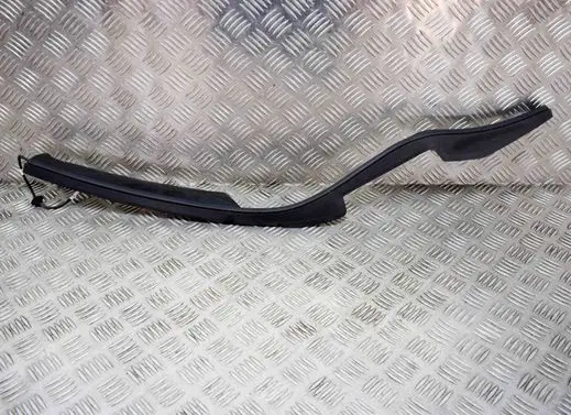 Land Rover Discovery Sport Tailgate trim FK72406A76AC
