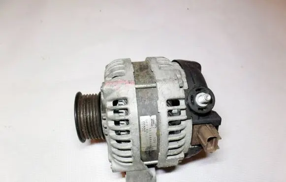 Land Rover Range Rover Sport L320 Generator/alternator yle500430