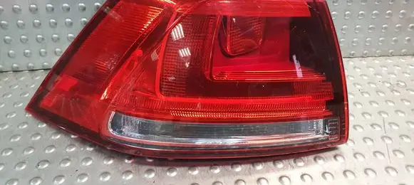 Volkswagen Golf VII Rear/tail lights S26380591 5G0945095M