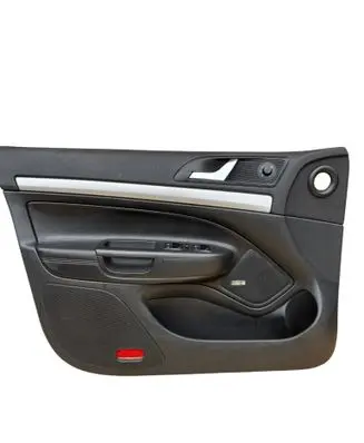 Skoda Octavia Mk2 (1Z) Front door card panel trim BRAK