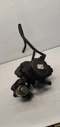 Ford Kuga I Fuel injection high pressure pump 9687959180