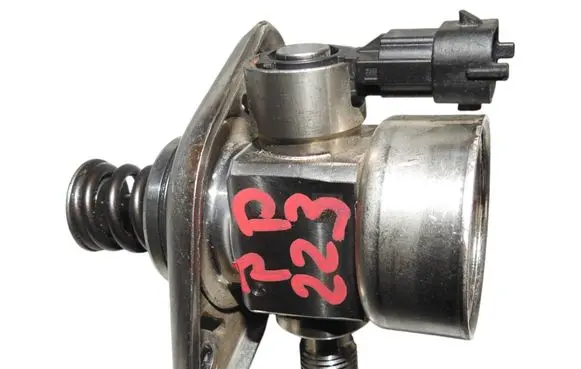KIA Stinger Fuel injection high pressure pump 353203L000