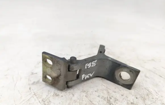 Audi 80 90 B3 Front door upper hinge