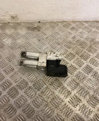Audi e-tron Air conditioning (A/C) expansion valve 4KE820339E
