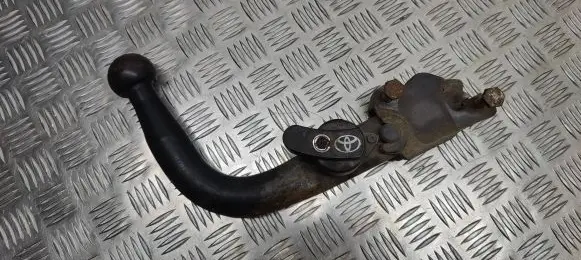 Toyota Avensis T250 Detachable towbar 