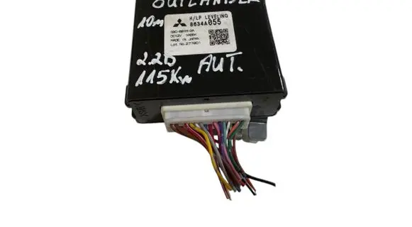 Mitsubishi Outlander Light module LCM 8634A055 2770D1 G8C601M2A