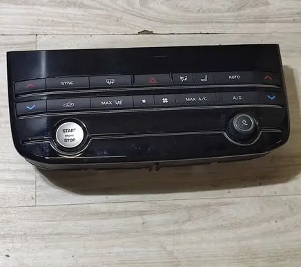 Jaguar F-Pace Climate control unit JX6318C858RB