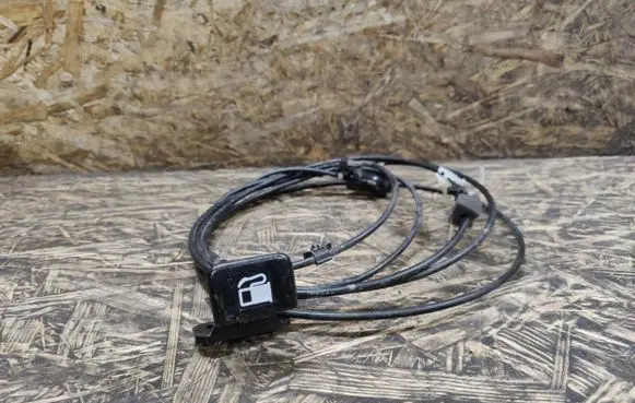 Honda CR-V Fuel cap flap release cable 