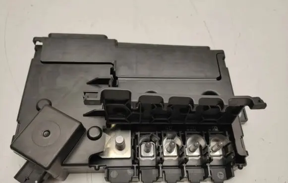 Mercedes-Benz C W205 Fuse module A2055402850