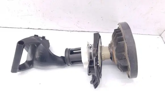 Renault Clio IV Spare wheel mounting bracket 8200922466 8200269378