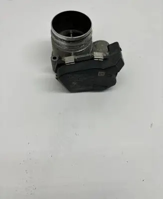 BMW 5 F10 F11 Throttle valve 7588625 A2C53355304