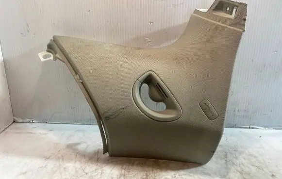Audi Q7 4L (D)pillar trim (top) 4L0867245
