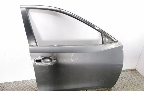 Nissan X-Trail T32 Front door