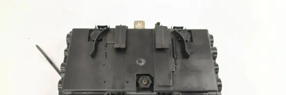 Volkswagen Crafter Relay mounting block 