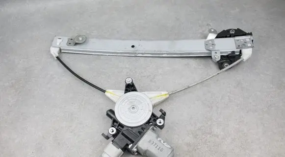 Subaru Impreza III Rear door window regulator with motor 807110
