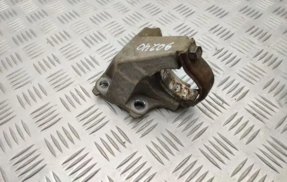 Mercedes-Benz Vito Viano W447 Driveshaft support bearing bracket 397743031R