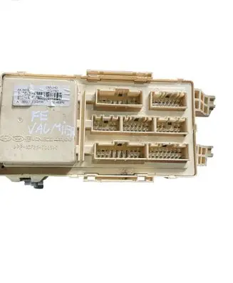 Hyundai Santa Fe Fuse module 2b2100703160387