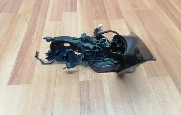 Mercedes-Benz CLS C219 Front door wing mirror part A3156441 A3156411 A2198102576