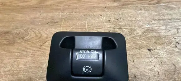 Volvo XC60 Hand parking brake switch 31334637