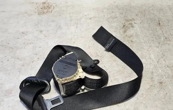 Opel Astra G Front seatbelt 24461876