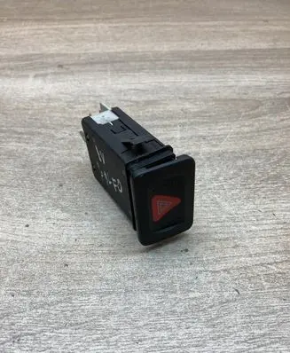 Volkswagen Golf IV Hazard light switch 1J0953235A 1J0953235B