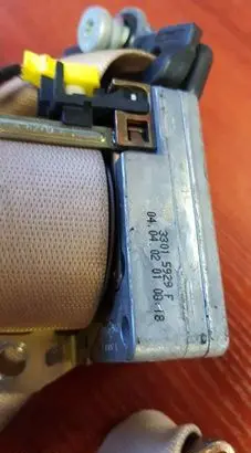 Mercedes-Benz S W220 Rear seatbelt 00064577