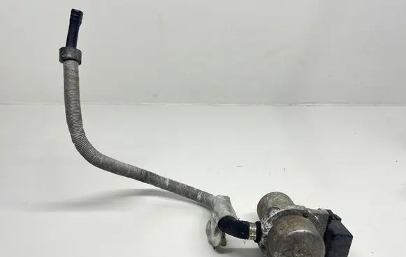 Volkswagen Golf IV Vacuum pump 1J0919433B 5FD00857200