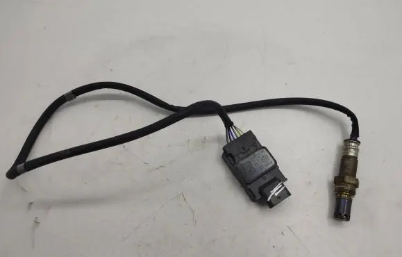 Audi A3 8Y Lambda probe sensor 05L907807H 11D10 11D4W402