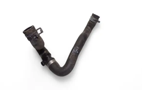 Audi A4 S4 B6 8E 8H Engine coolant pipe/hose