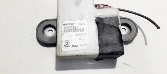 BMW 5 E60 E61 Antenna control unit 693502401 21367510
