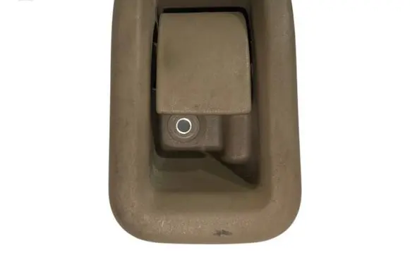Volvo XC70 Engine bonnet (hood) release handle 30779851