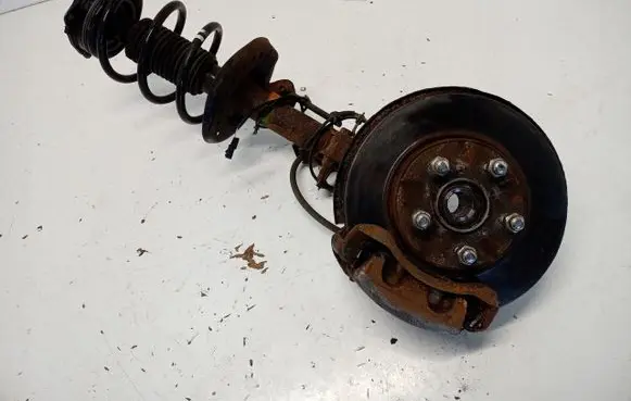 Nissan Leaf II (ZE1) Front wheel hub spindle knuckle 17805636146