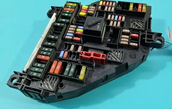 BMW 5 F10 F11 Fuse box set 9234424 IMPRK1398890