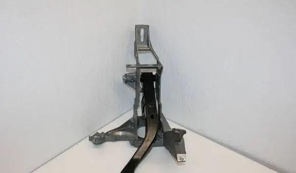 Audi A4 S4 B7 8E 8H Brake pedal 8E1721117D