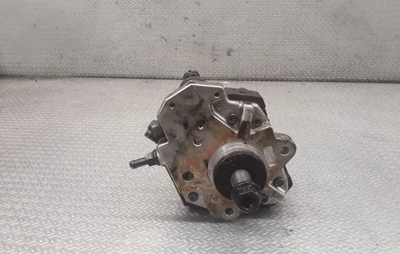 KIA Sorento Fuel injection high pressure pump 0445010052